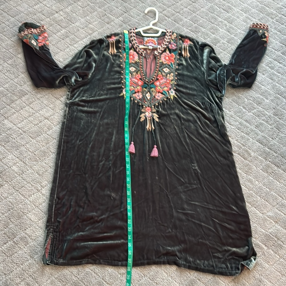 JOHNNY WAS velvet dress - Picture 5 of 7